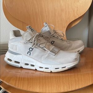 On Running Cloud Nova women’s in sand/ fog